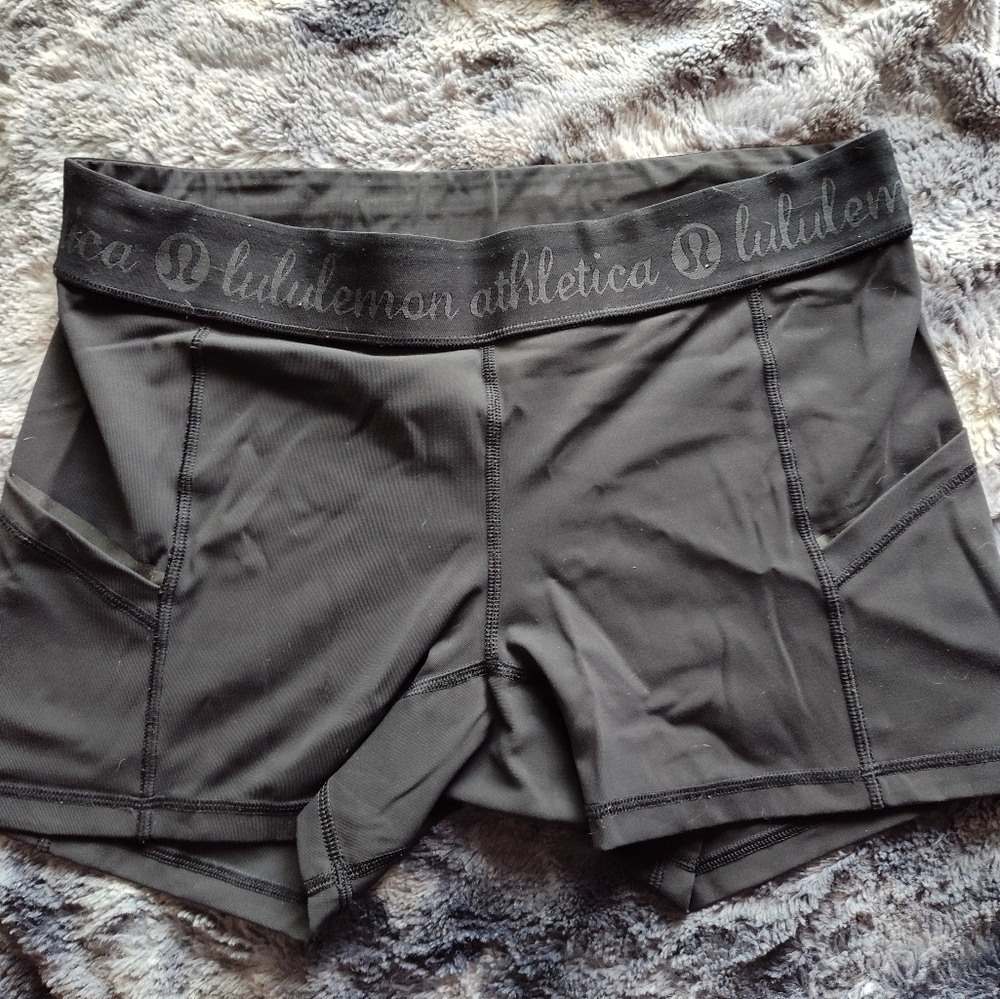 Lululemon Athletica Black Athletic Shorts with Moisture-Wicking Fabric